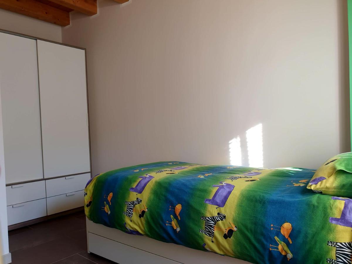 Dimora Rosso San Zeno - Wifi Veloce E Adatto Per Famiglie Verona Bagian luar foto
